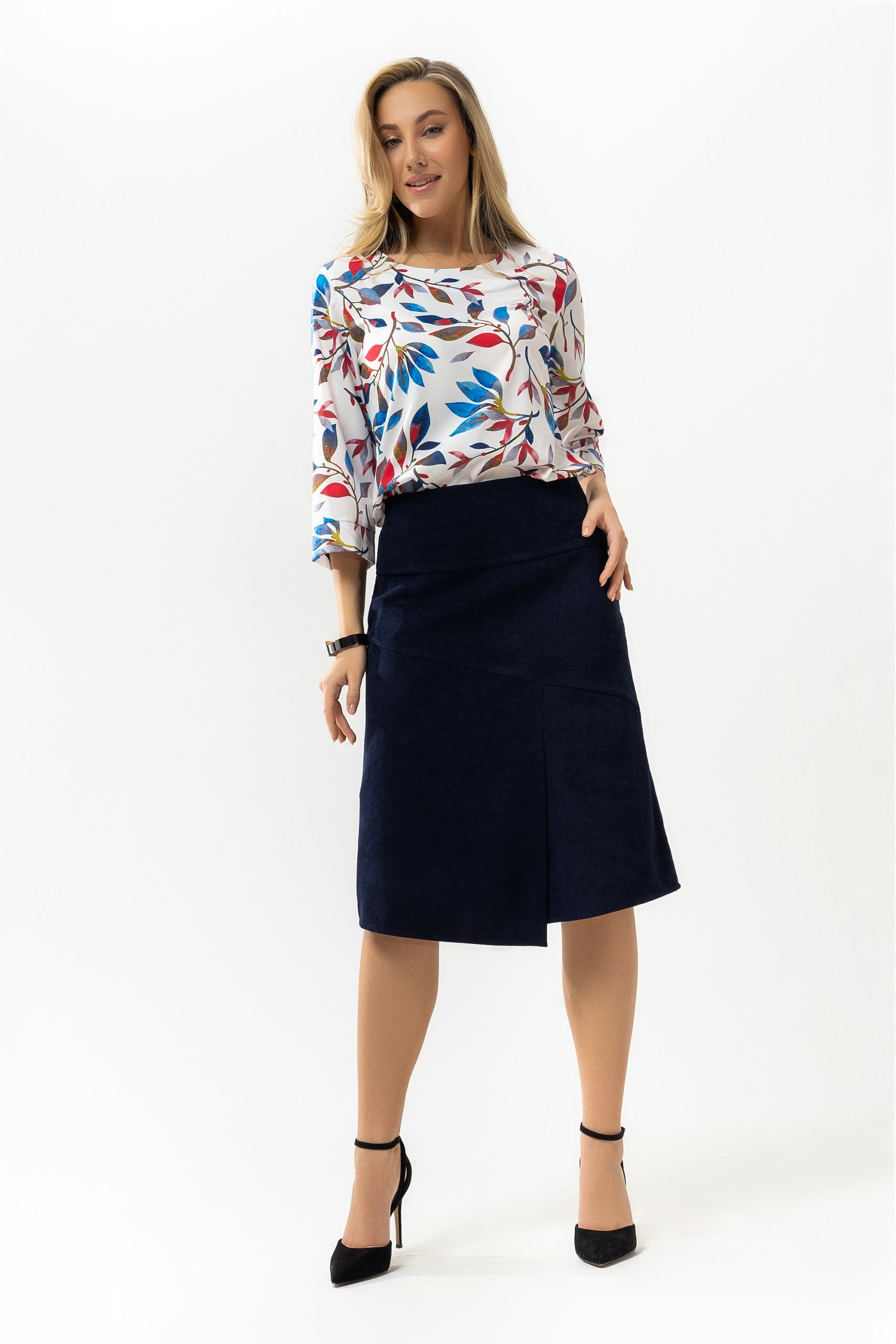 Юбка из вельвета темно-синяя Юбка из вельвета темно-синяя