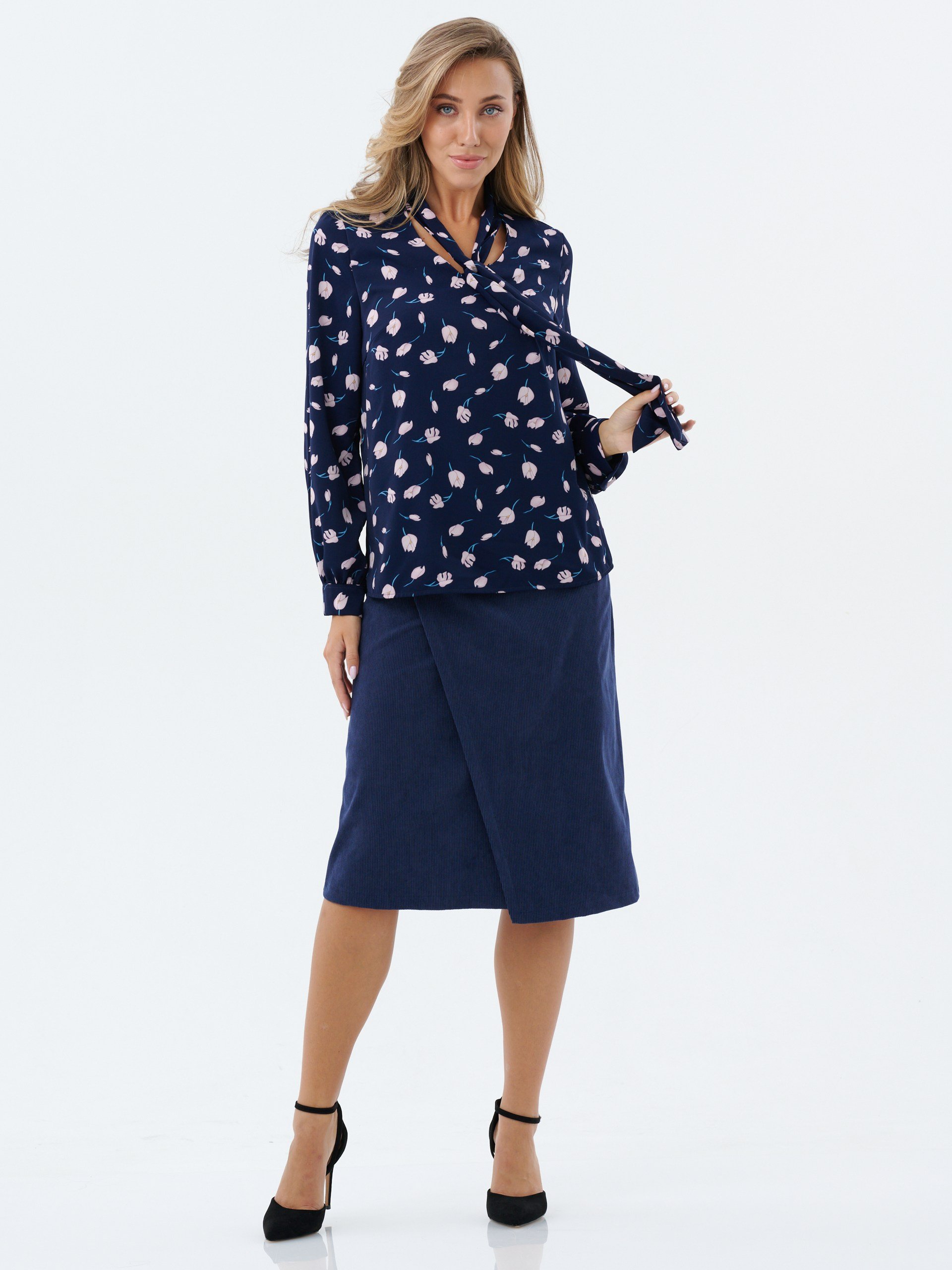 Блузка с завязкой - галстуком темно синий Блузка с завязкой - галстуком темно синий