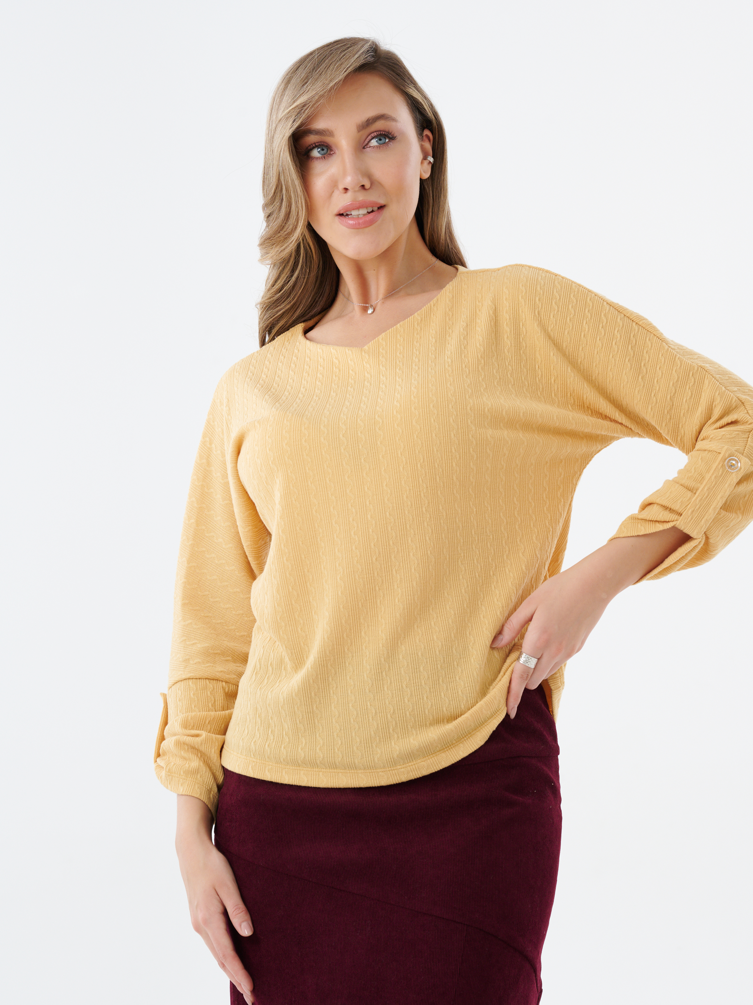 Блузка трикотажная с патами на рукавах желтая Блузка трикотажная с патами на рукавах желтая